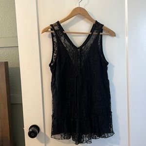 American Eagle lace top. Size M